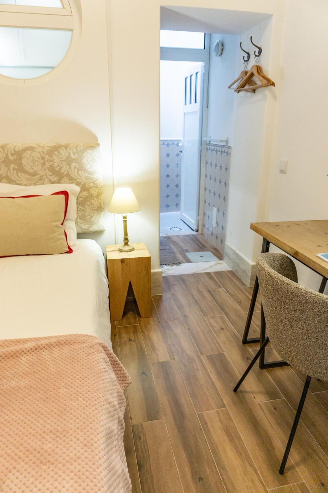 Lalitana Townhouse Hotel Lagos Phòng bức ảnh